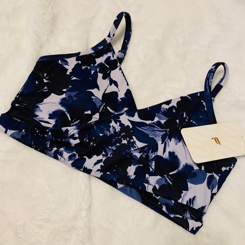 fabletics sports bra